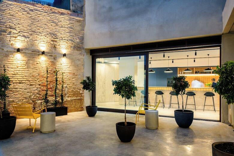 Hostal Colo Colo. The Smart Hostel Valencia