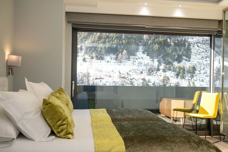 Apartamentos The Mirror & Spa By Elegant Residences