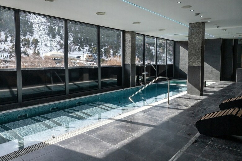 Apartamentos The Mirror & Spa By Elegant Residences