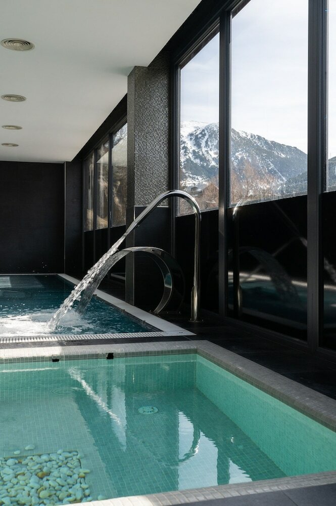 Apartamentos The Mirror & Spa By Elegant Residences