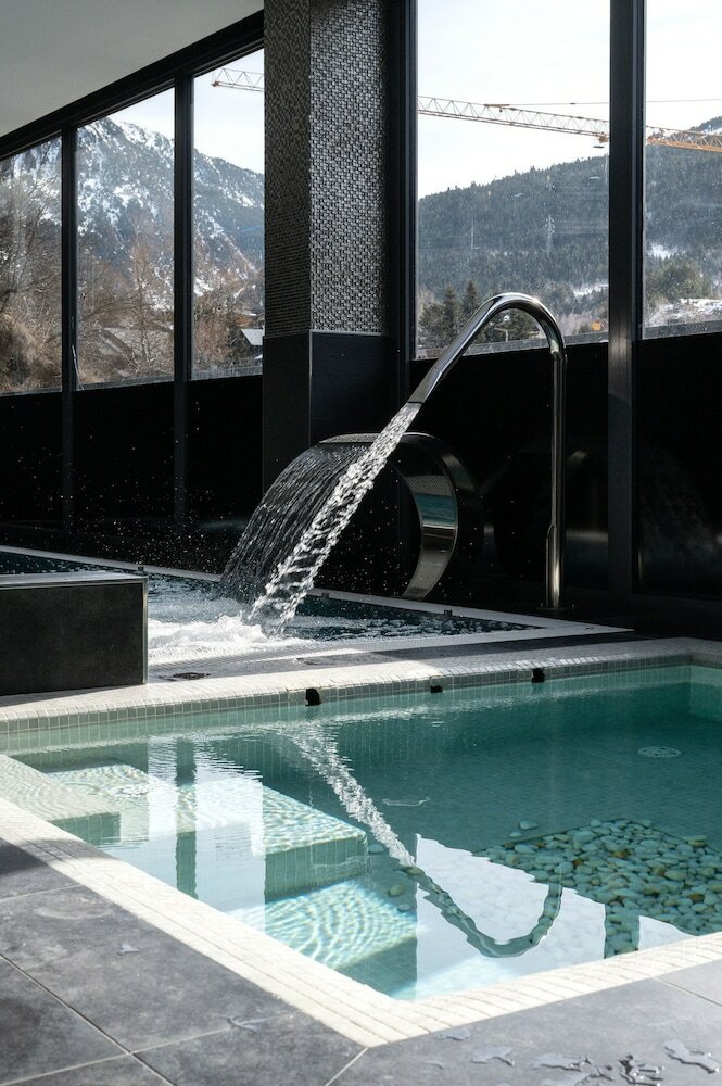 Apartamentos The Mirror & Spa By Elegant Residences