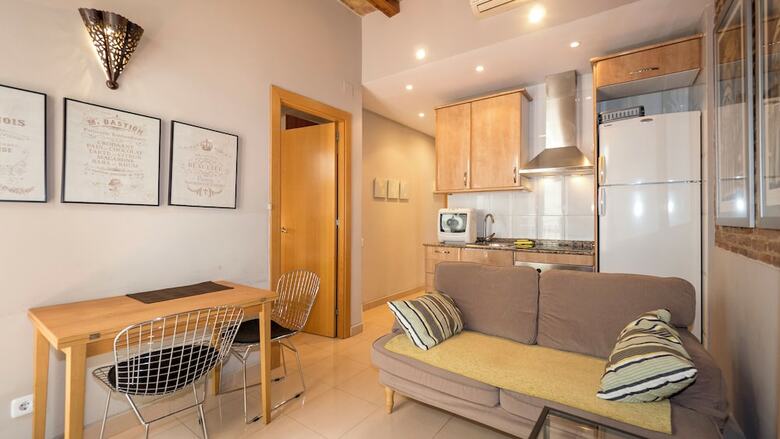 Bebarceloner Francesc Macia Apartments