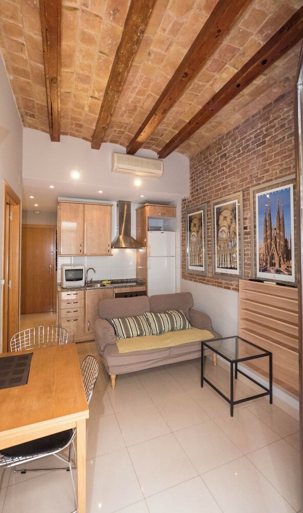 Bebarceloner Francesc Macia Apartments