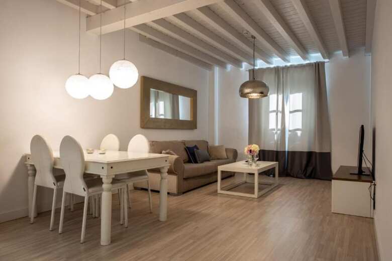 Apartamentos Bibo Suites Palacio Cabrera Lillo