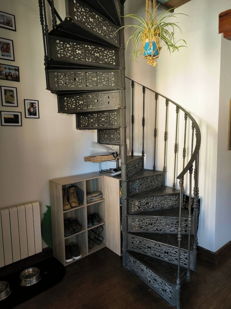 Apartamentos Charming Rustic Duplex Penthouse
