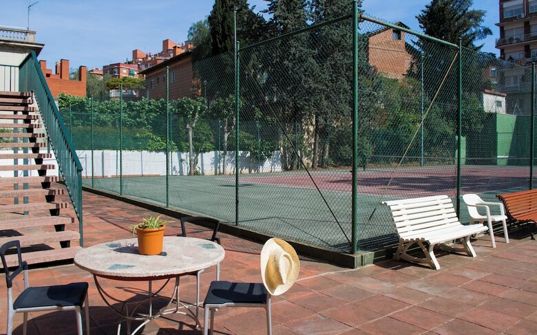 Apartamentos Happy People Maragall