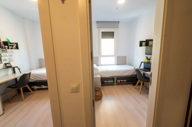 Apartamentos Bravo Students Granada