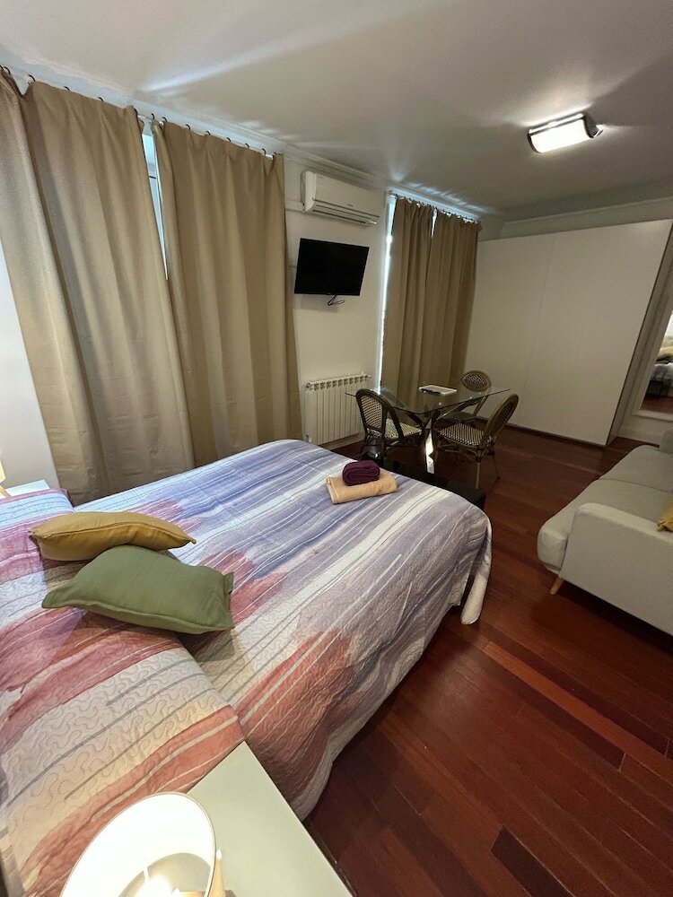 Apartamentos Rooms Angel