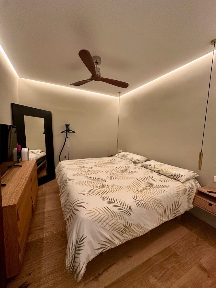 Madrid Urban Getaway - 2br Apartment