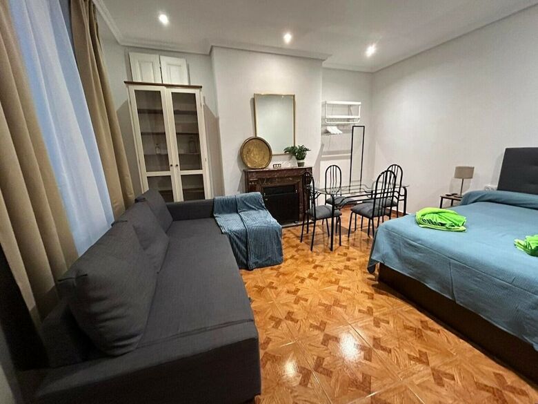 Apartamentos Habitaciones Figueroa