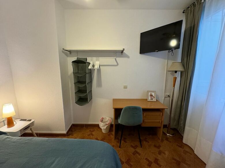 Apartamentos Habitaciones Figueroa