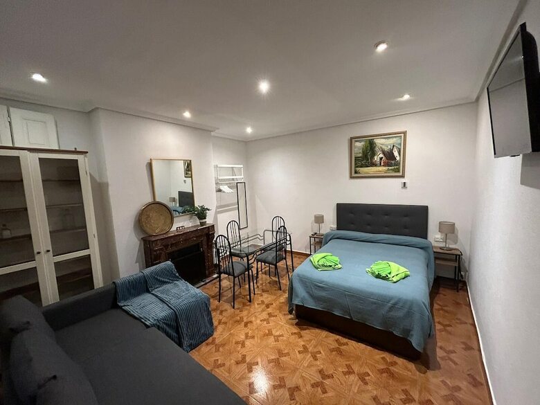Apartamentos Habitaciones Figueroa