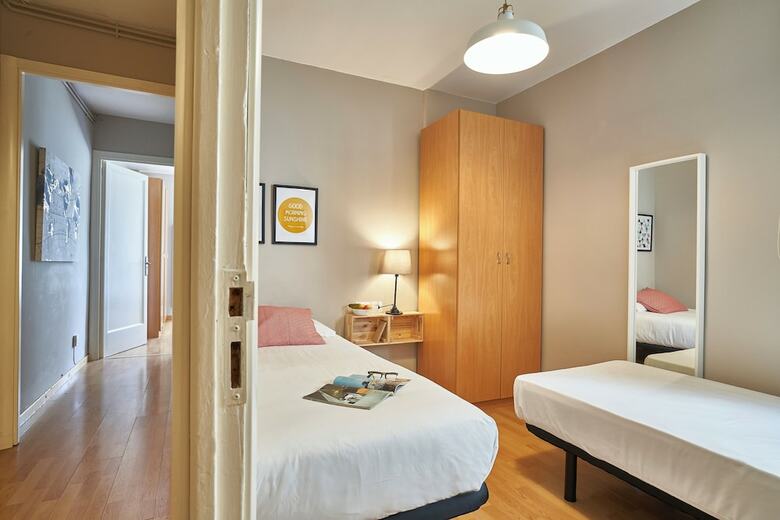 Bebarceloner Eixample Apartments