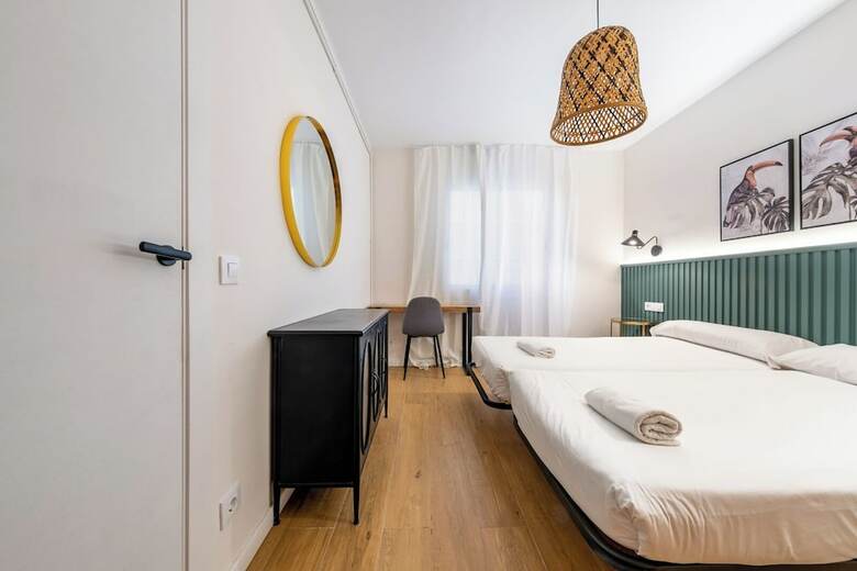 Bebarceloner Eixample Apartments