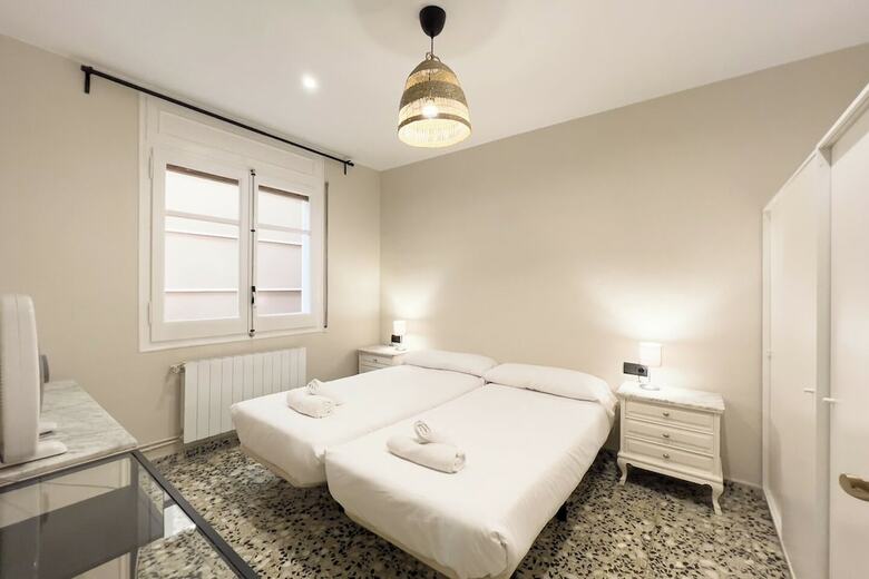 Bebarceloner Eixample Apartments
