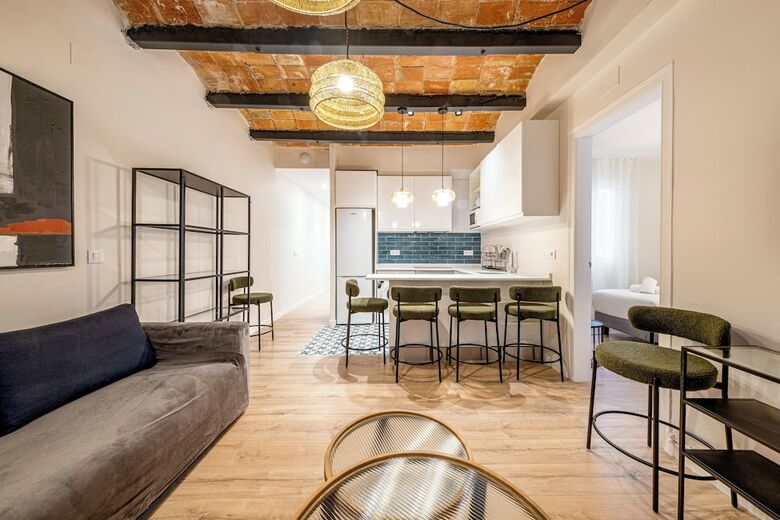 Bebarceloner Eixample Apartments