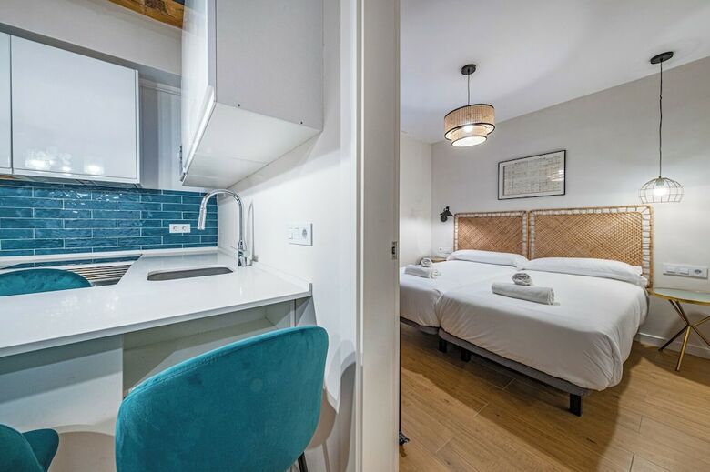Bebarceloner Eixample Apartments