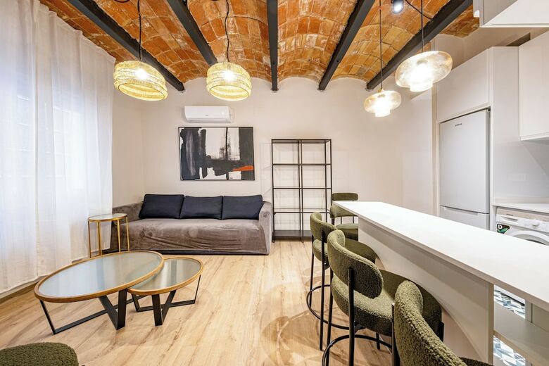Bebarceloner Eixample Apartments