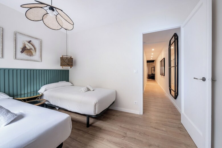 Bebarceloner Eixample Apartments