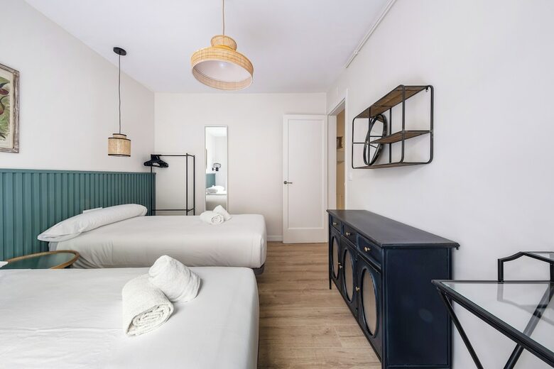 Bebarceloner Eixample Apartments