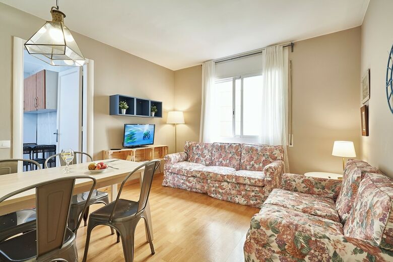 Bebarceloner Eixample Apartments