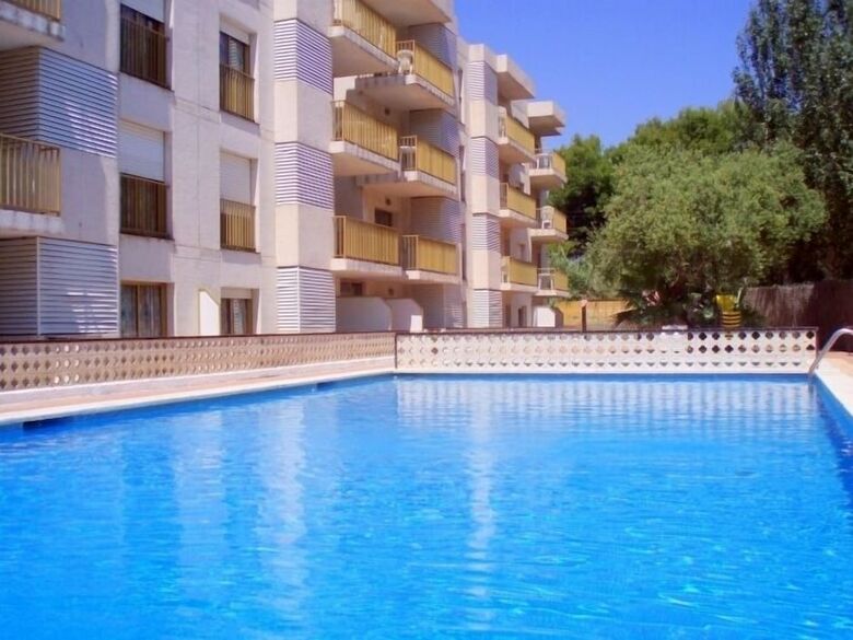 Apartamentos Pins Marina 24