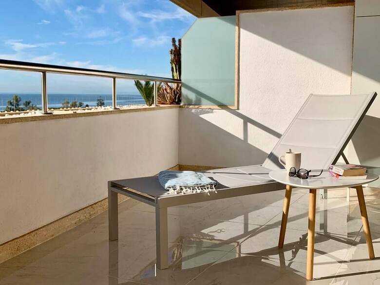 Apartamentos Beautiful Flat With A Wonderful View Close To The Beach