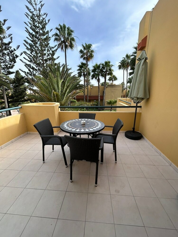 Apartamentos Beach Apt With Fast Wifi