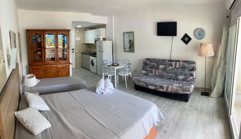 Apartamentos Apt In Benal Beach Resort, Wifi, 100m From Beach
