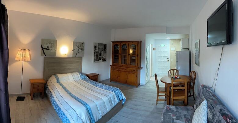 Apartamentos Apt In Benal Beach Resort, Wifi, 100m From Beach