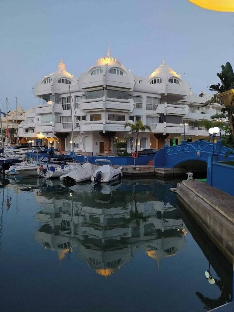 Apartamentos Apt In Benal Beach Resort, Wifi, 100m From Beach