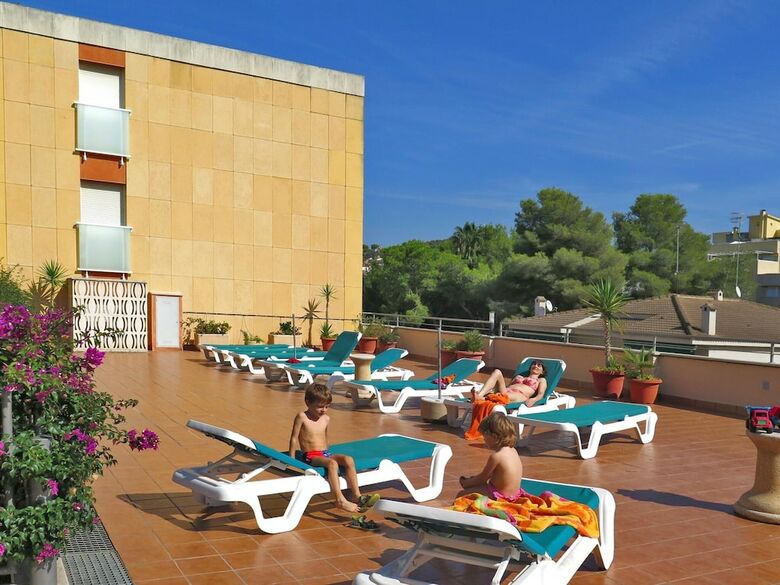Apartment In Calafell With A Shared Pool
