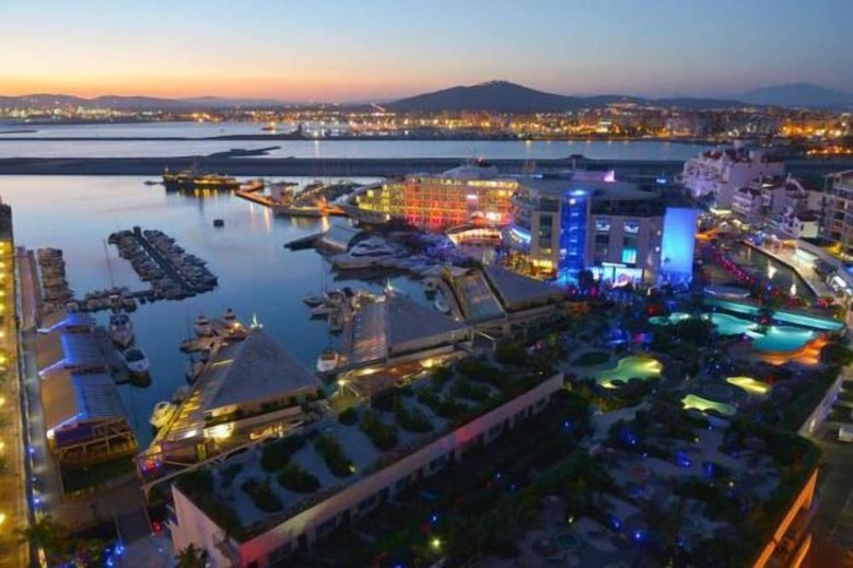 Luxury Yacht Hotel