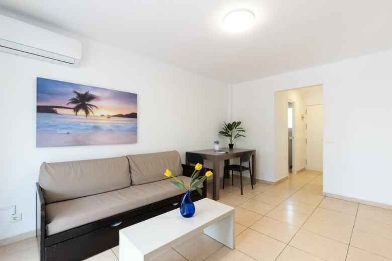 Apartamentos Centric Rentalmar