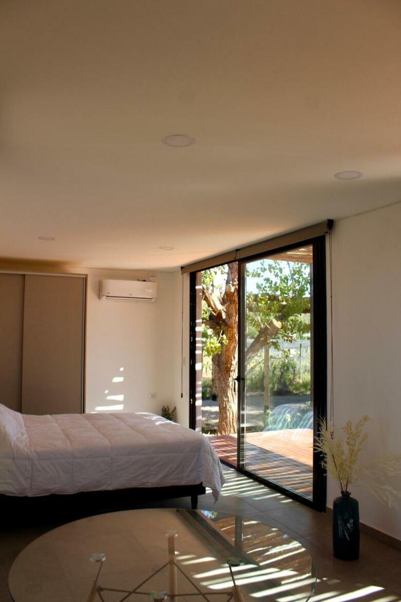 Lodwine Lodge Apartments