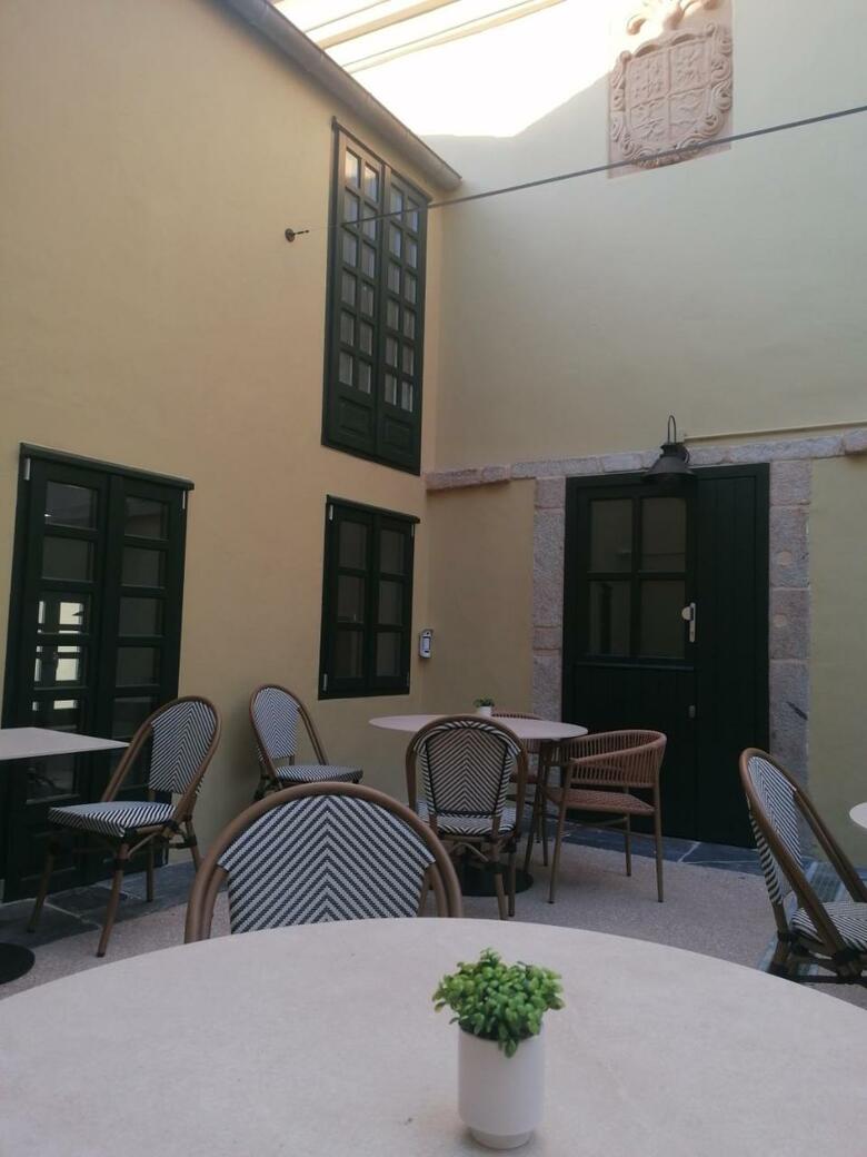 U-hotel Aduana Ribadeo