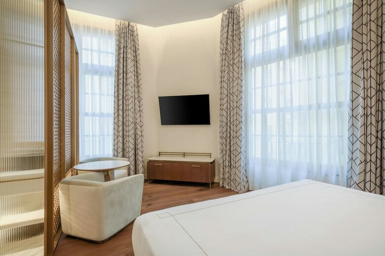 Grand Hotel Centenari, Valencia, Autograph Collection