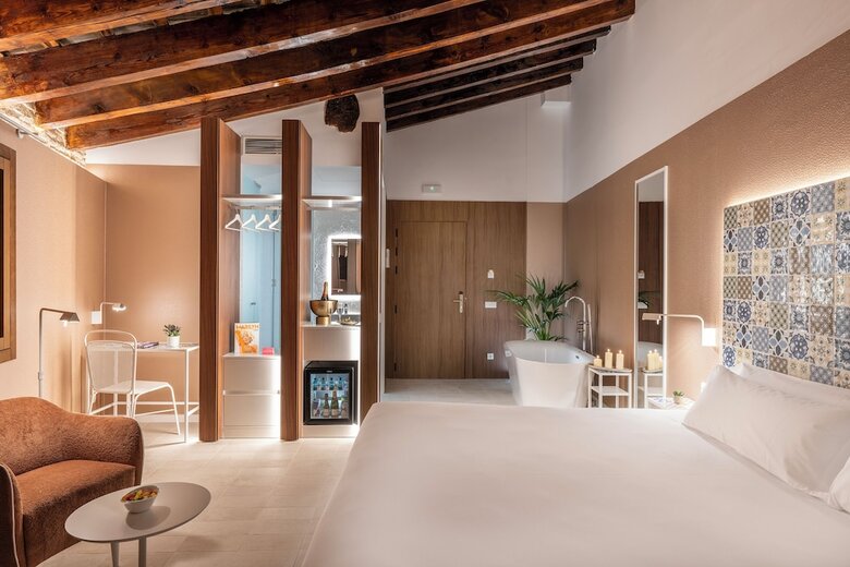 Axel Hotel Valencia ? Adults Only