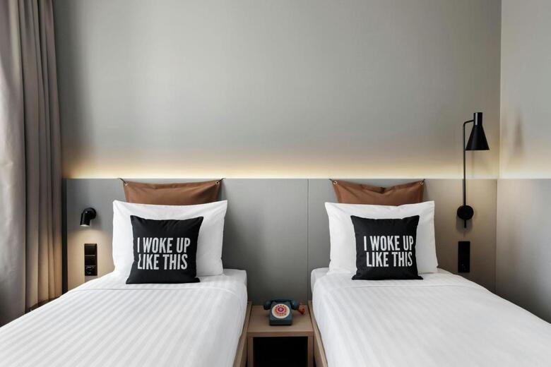 Hotel Moxy Alfragide Lisboa