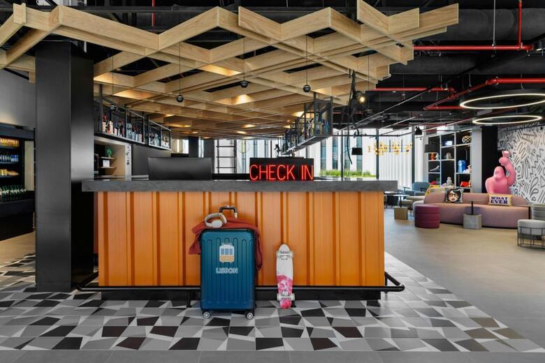 Hotel Moxy Alfragide Lisboa