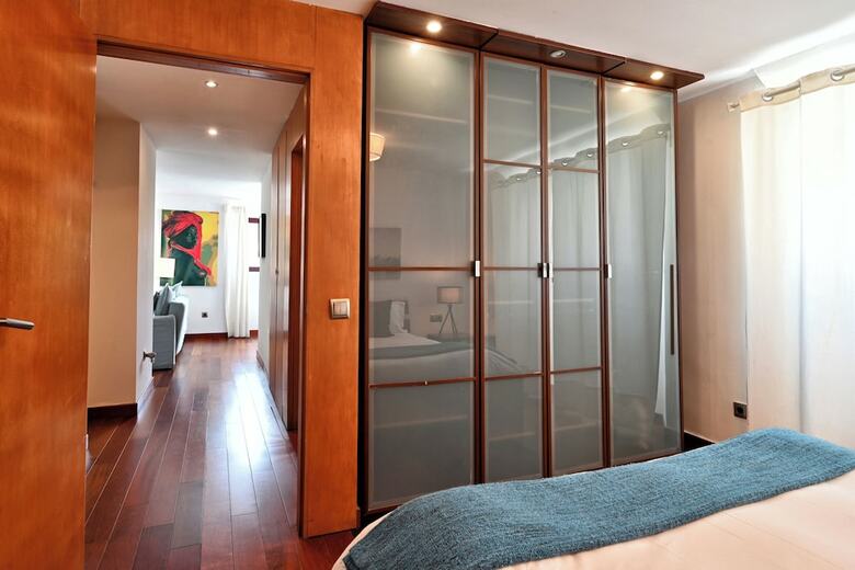 Aparthotel La Casa De La Alameda