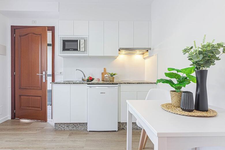 Apartamentos Terreo 10-12