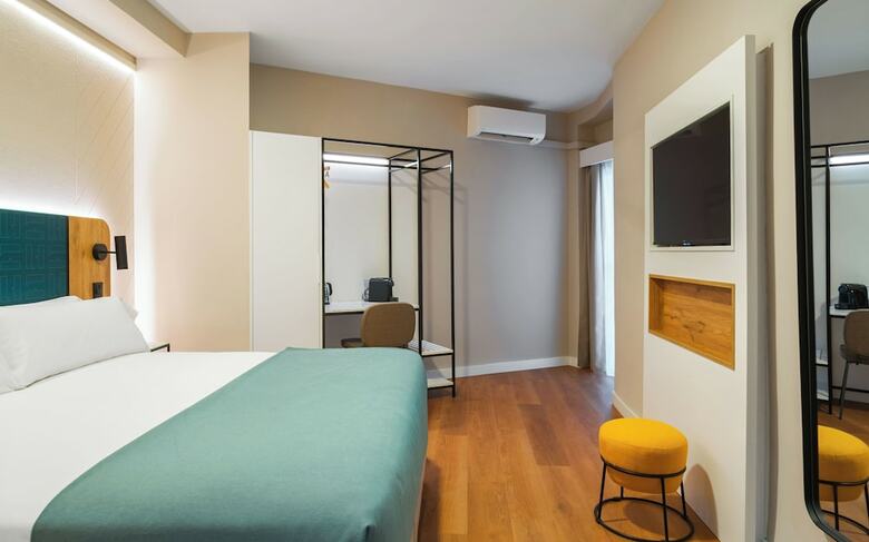 Hotel Limehome Benidorm Calle Major