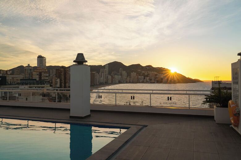 Hotel Limehome Benidorm Calle Major