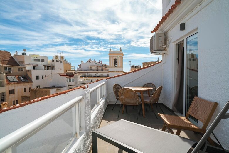 Hotel Limehome Benidorm Calle Major
