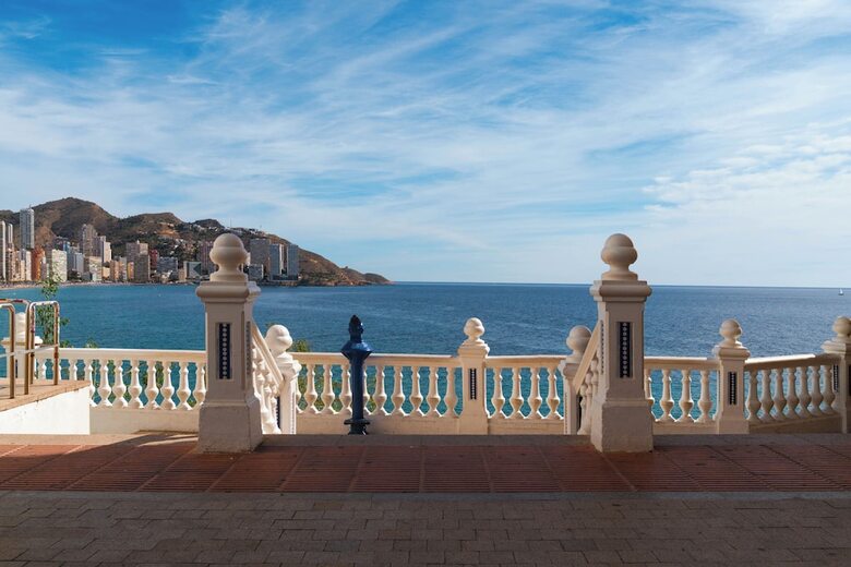 Hotel Limehome Benidorm Calle Major