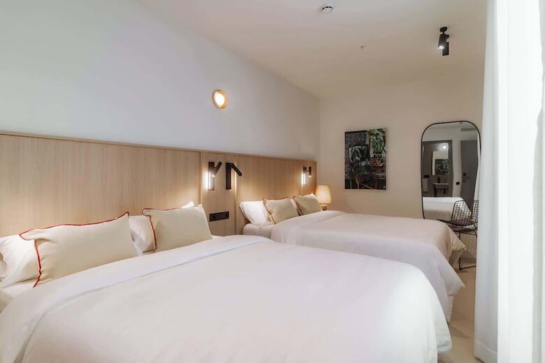 Hotel Design Suites By Olala Homes