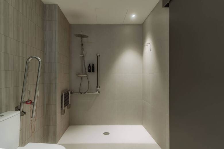 Hotel Design Suites By Olala Homes