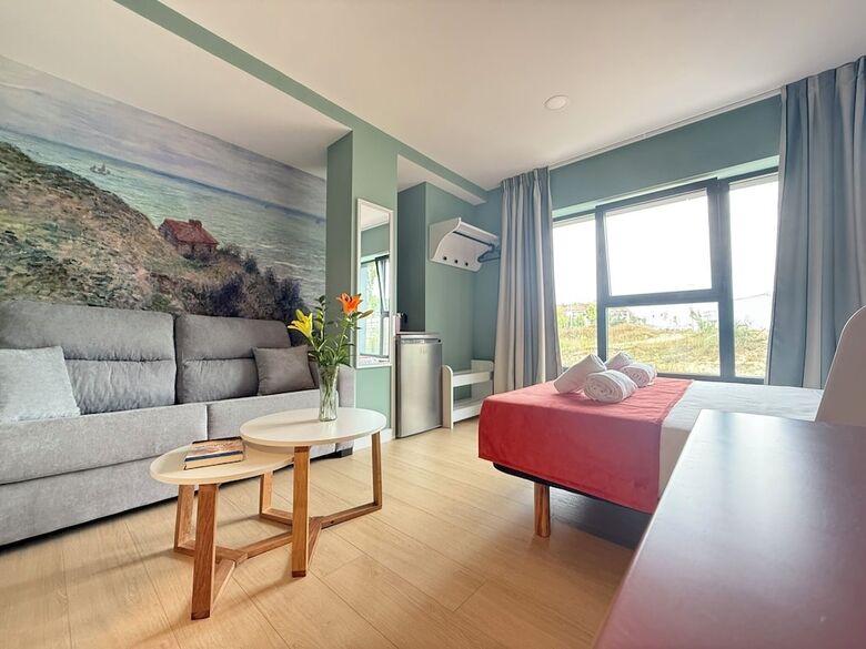 Hotel Luxury Singular Pensi�n Estudios Blue