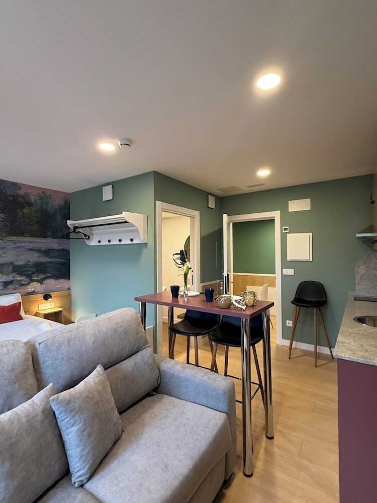Hotel Luxury Singular Pensi�n Estudios Blue